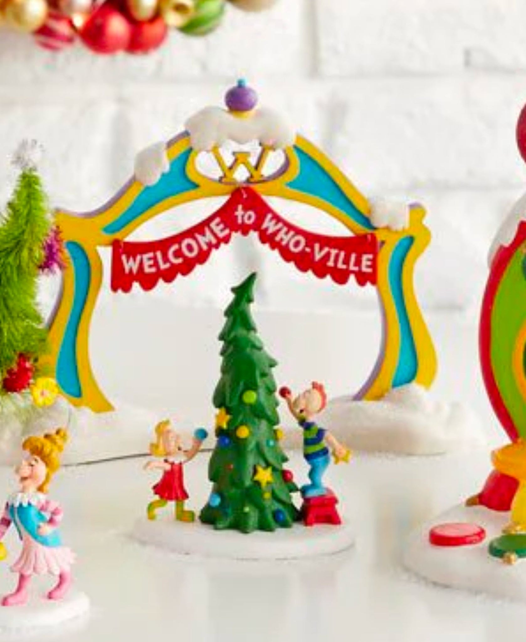 Department 56 The Grinch Village Whoville Christmas Tree
