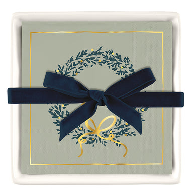 Wreath Napkins With Ceramic Tray