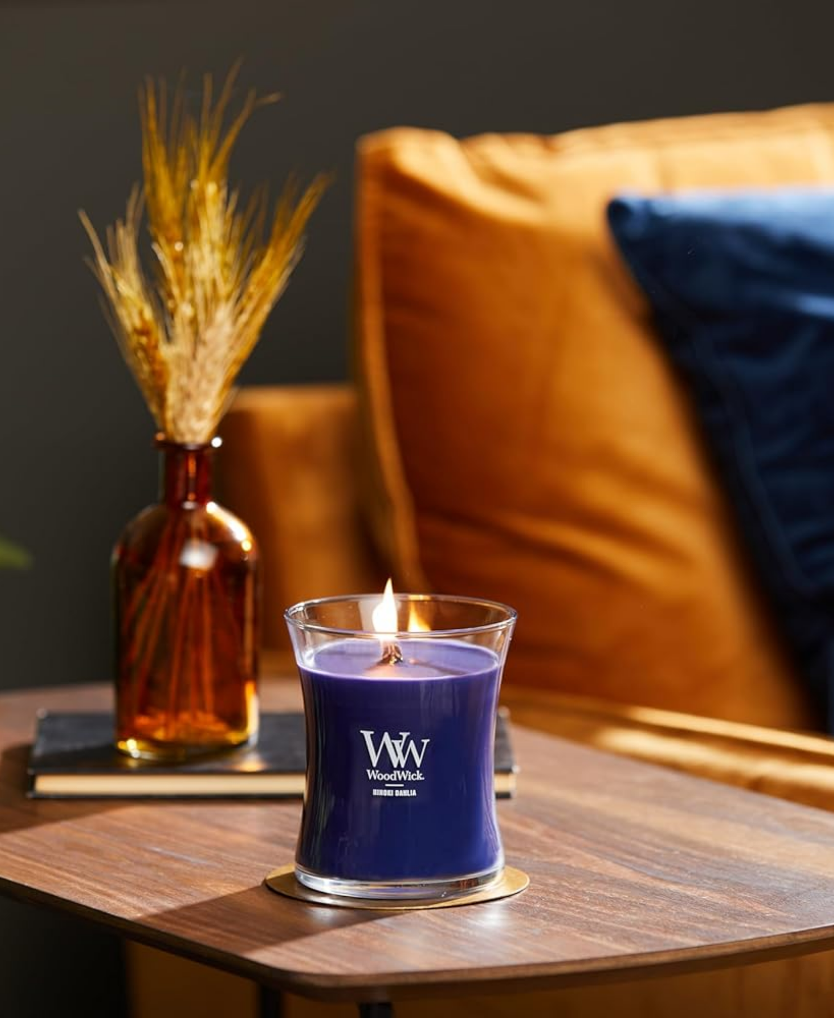 WoodWick Hinoki Dahlia Candle - Medium
