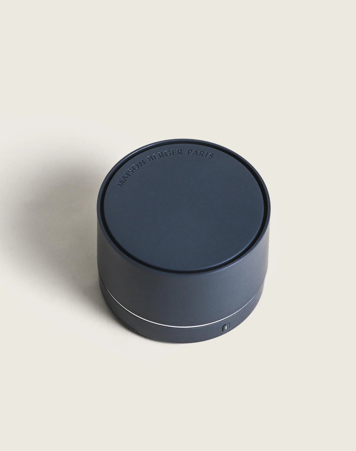 Nomad Electric Diffuser Gray Amber Powder - Maison Berger