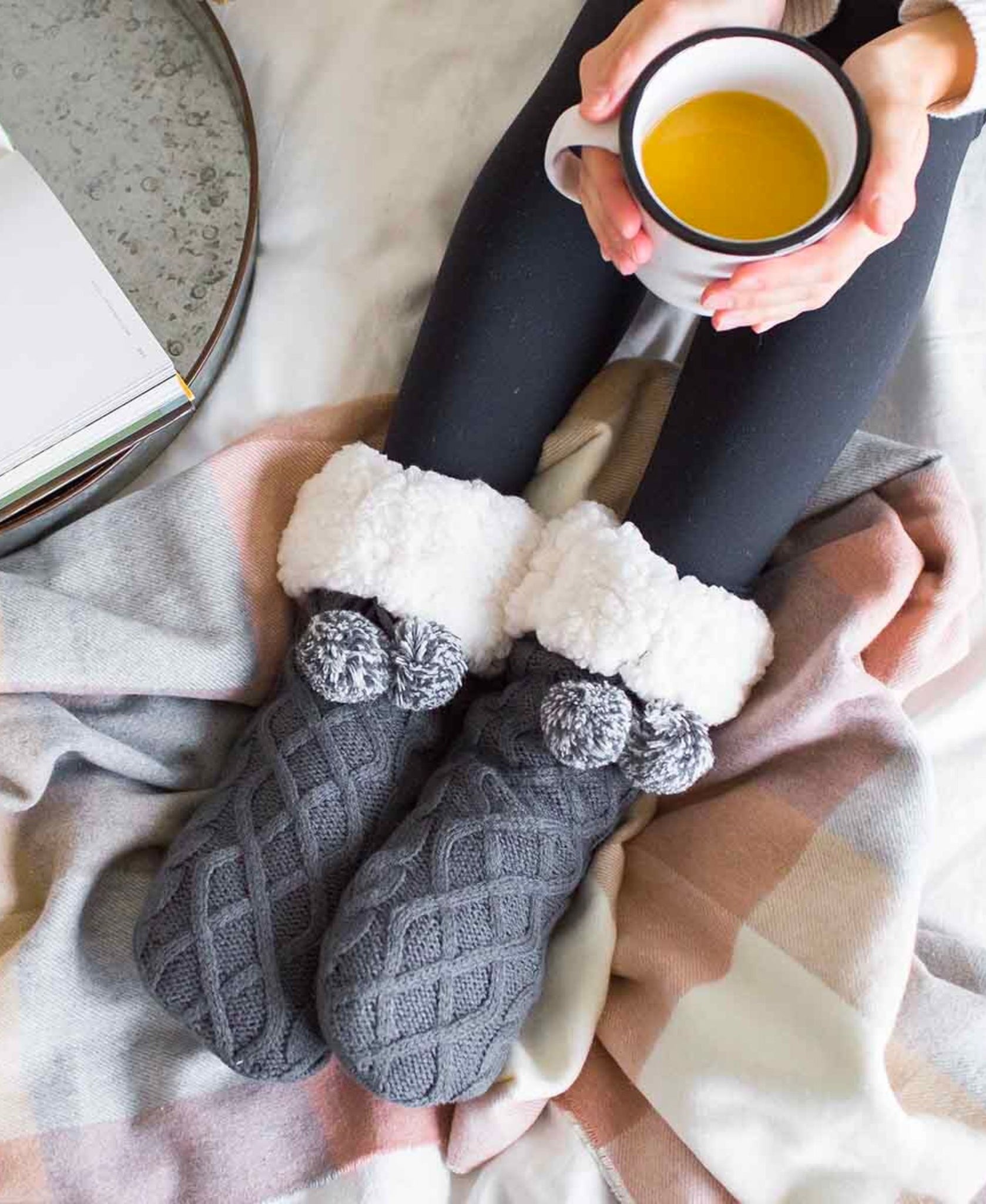 Pudus Cable Knit Slipper Socks Grey Adult