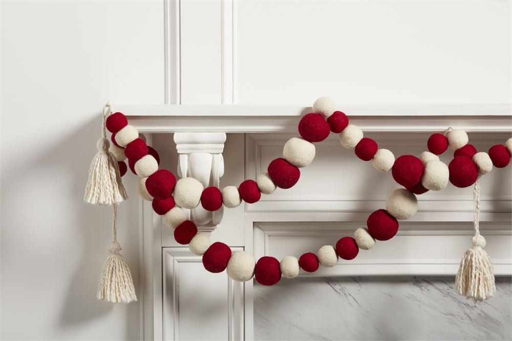 Red And White Pom Tassel Garland