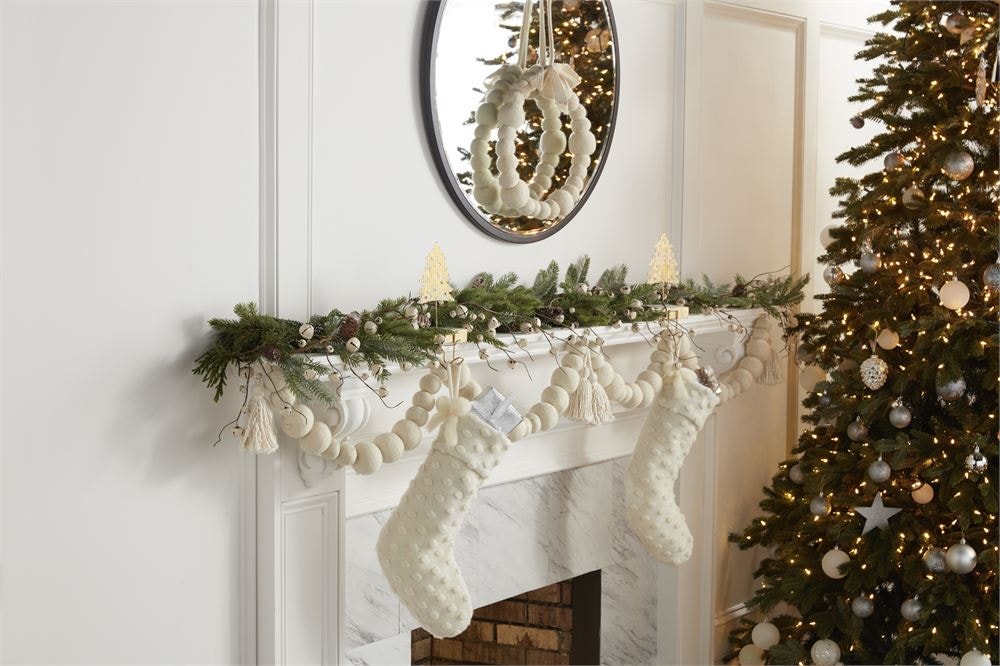 White Pom Pom Tassel Garland
