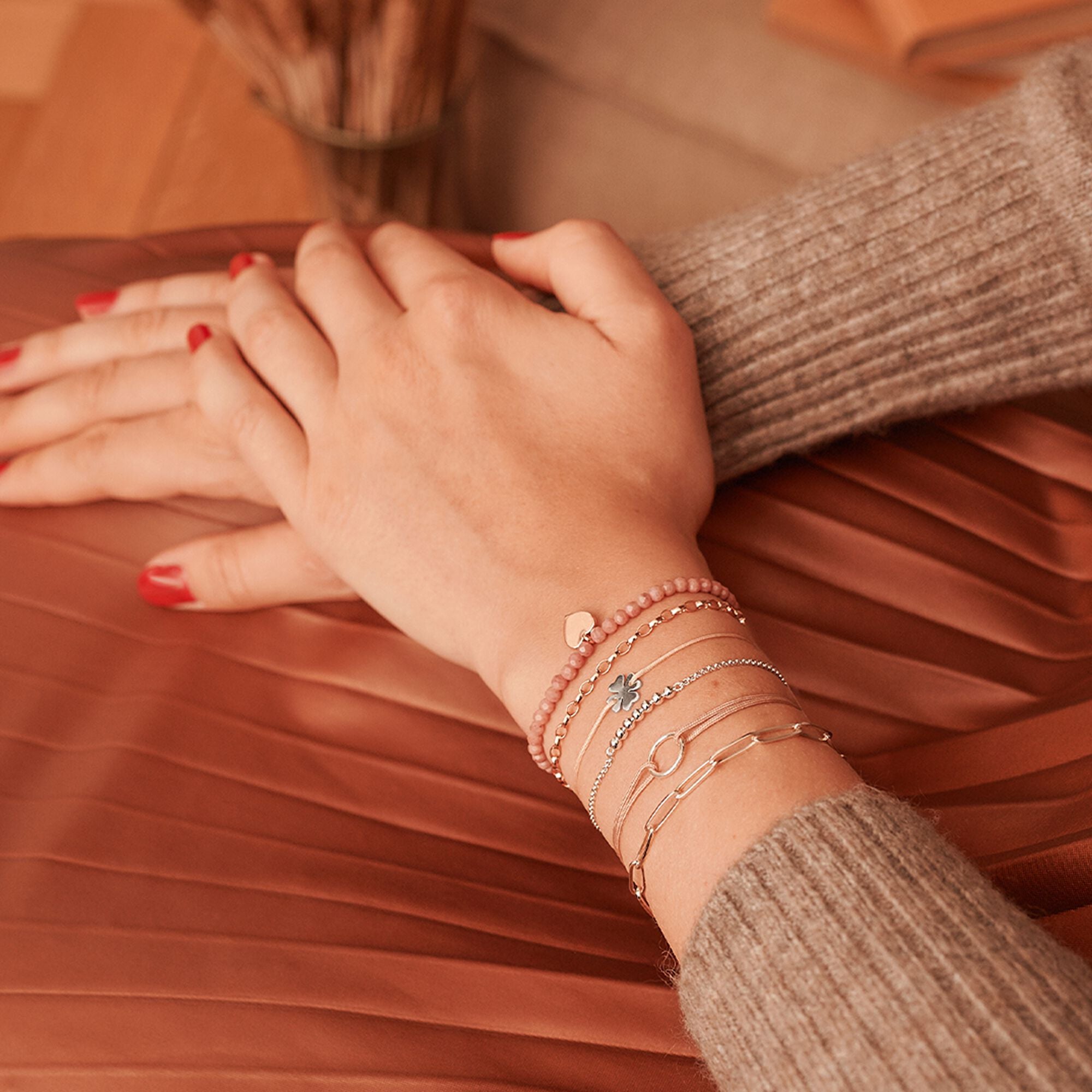 Bracelet With White Dots - Silver