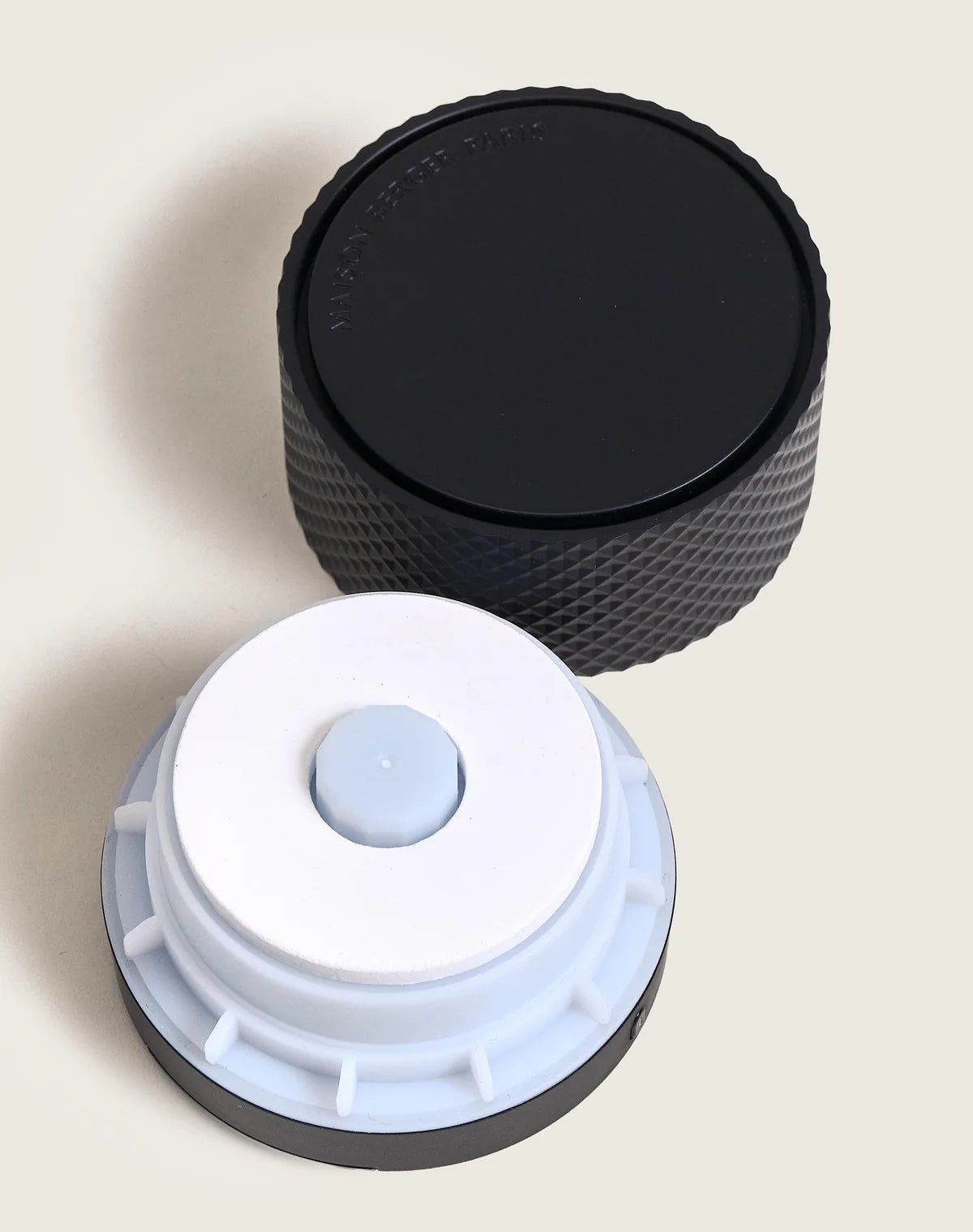 Nomad Electric Diffuser Black Vanilla Gourmet - Maison Berger
