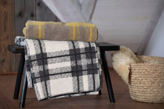 David Fussenegger Savona Throw Tartan Charcoal - 200 x150 cm