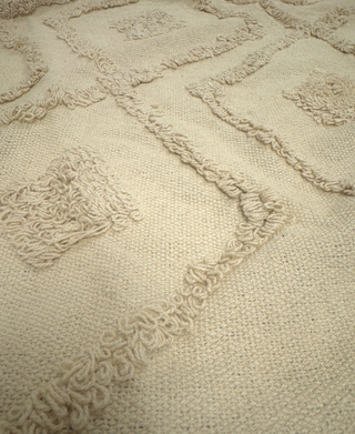 Natural Tufted Diamond Tree Skirt