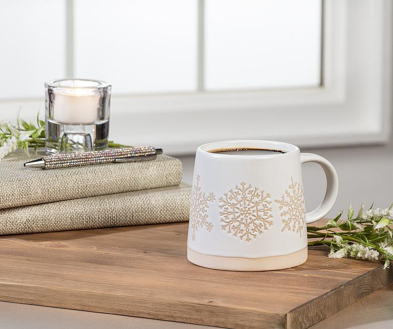 Wide Based Mug With Snowflake Row