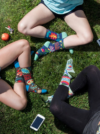 Blue Q Women's I'm A Delicate Fucking Flower Crew Socks