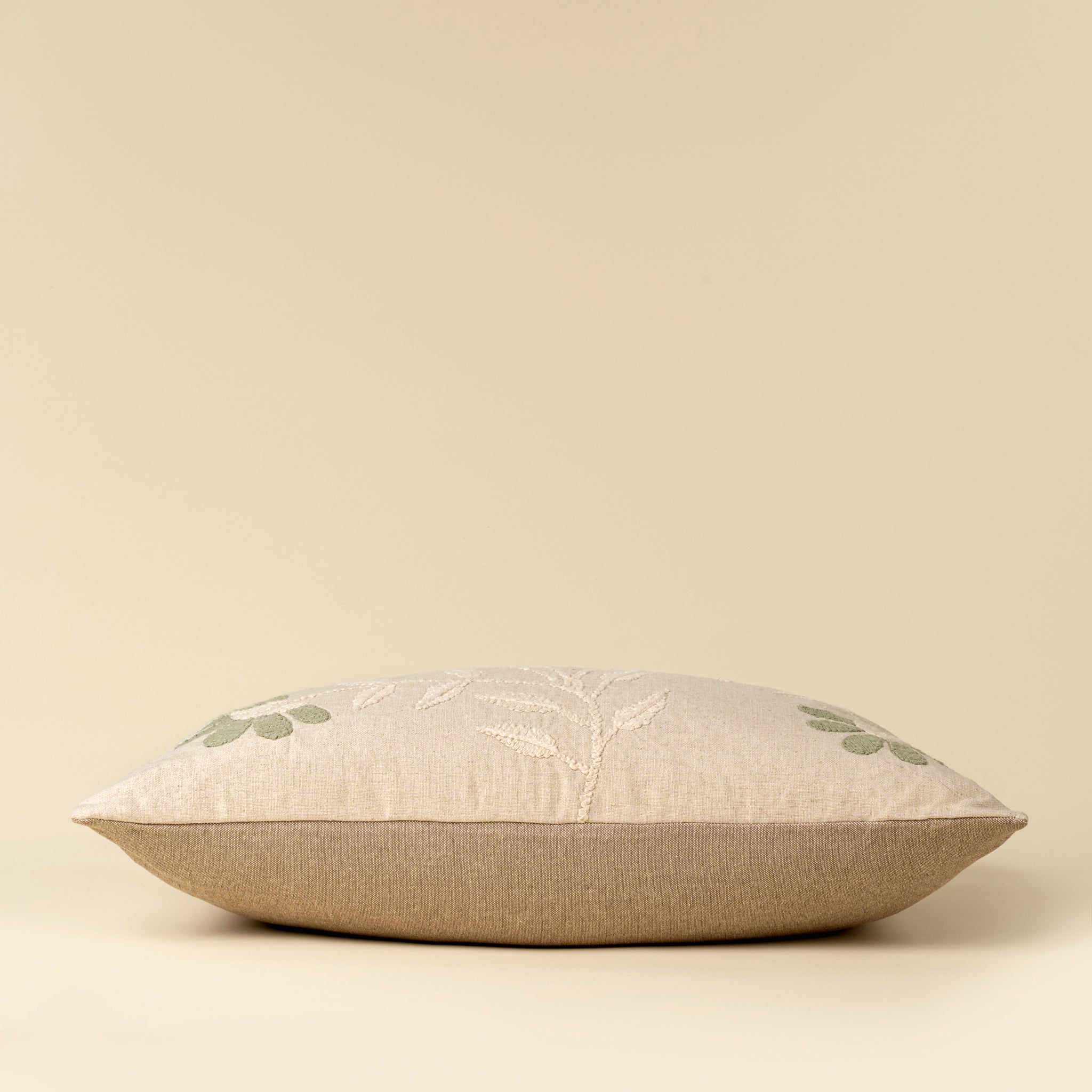 Petal Pillow Green 16x24 With Pillow Insert