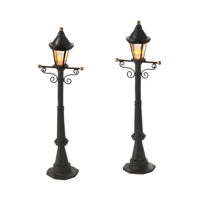 Department 56 Village Accessories Uptown Street Light (set of 2)