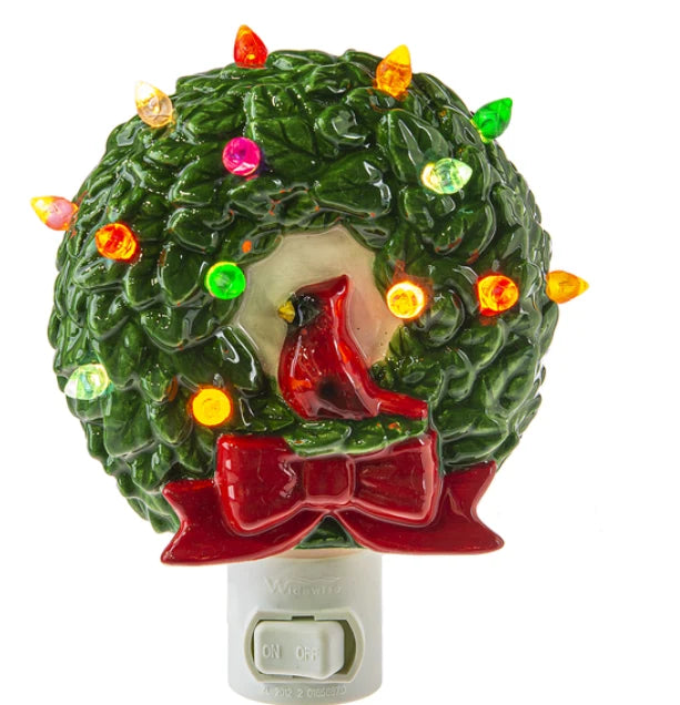 Cardinal Wreath Night Light