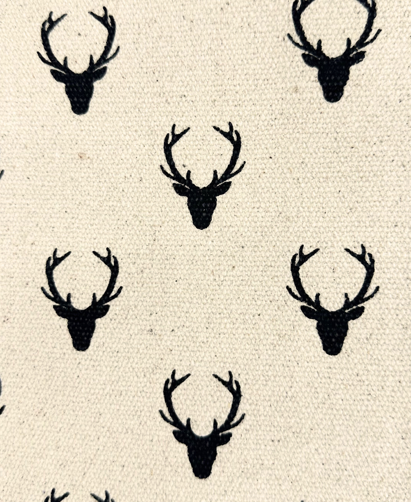 ADV Table Runner Natural with Deer Accents 14