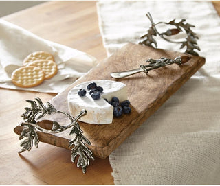 Mango Wood Serving Board Set With Oak Leaf Handles