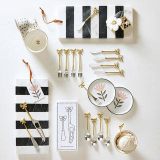 Gold Bow Spreaders - Set of 4