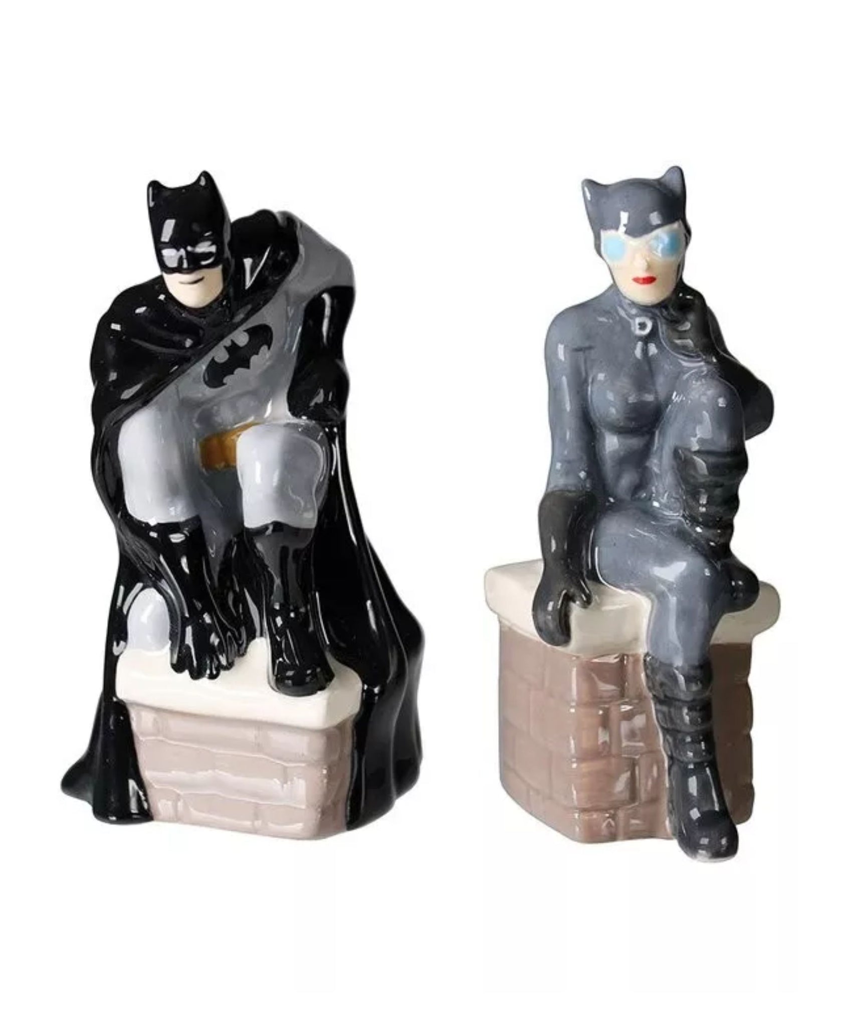 DC Justice League: Batman And Catwoman Salt And Pepper Shaker  (DC Comics)