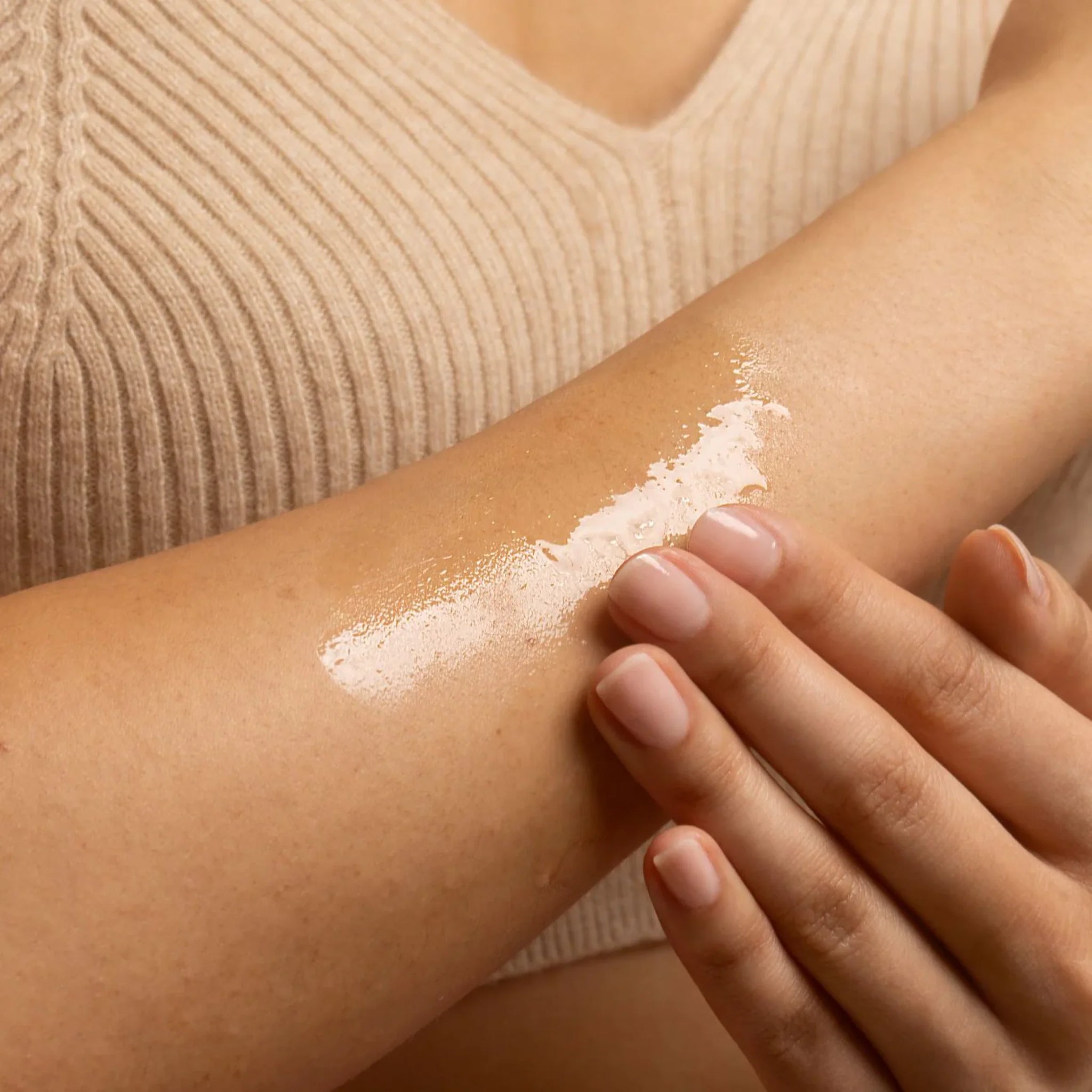 Beauty From Bees Body Serum - Sweet Vanilla - 250 ml/8 fl. oz.