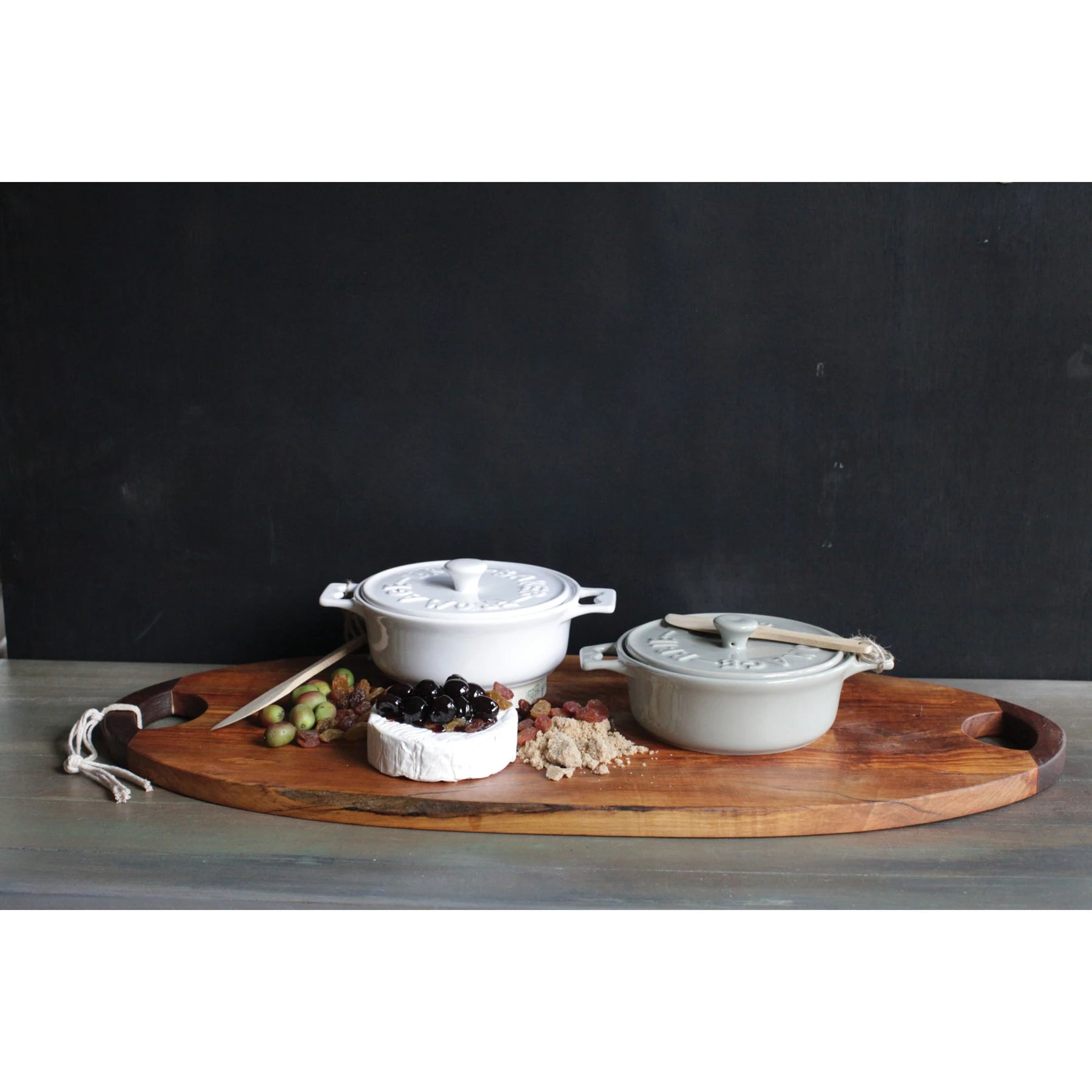 Brie Baker with Lid and Spreader