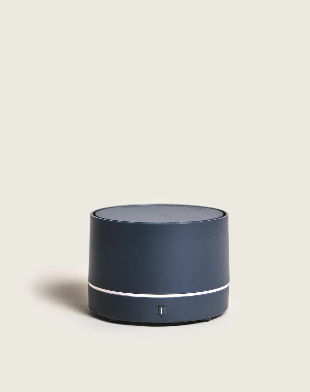 Nomad Electric Diffuser Gray Amber Powder - Maison Berger