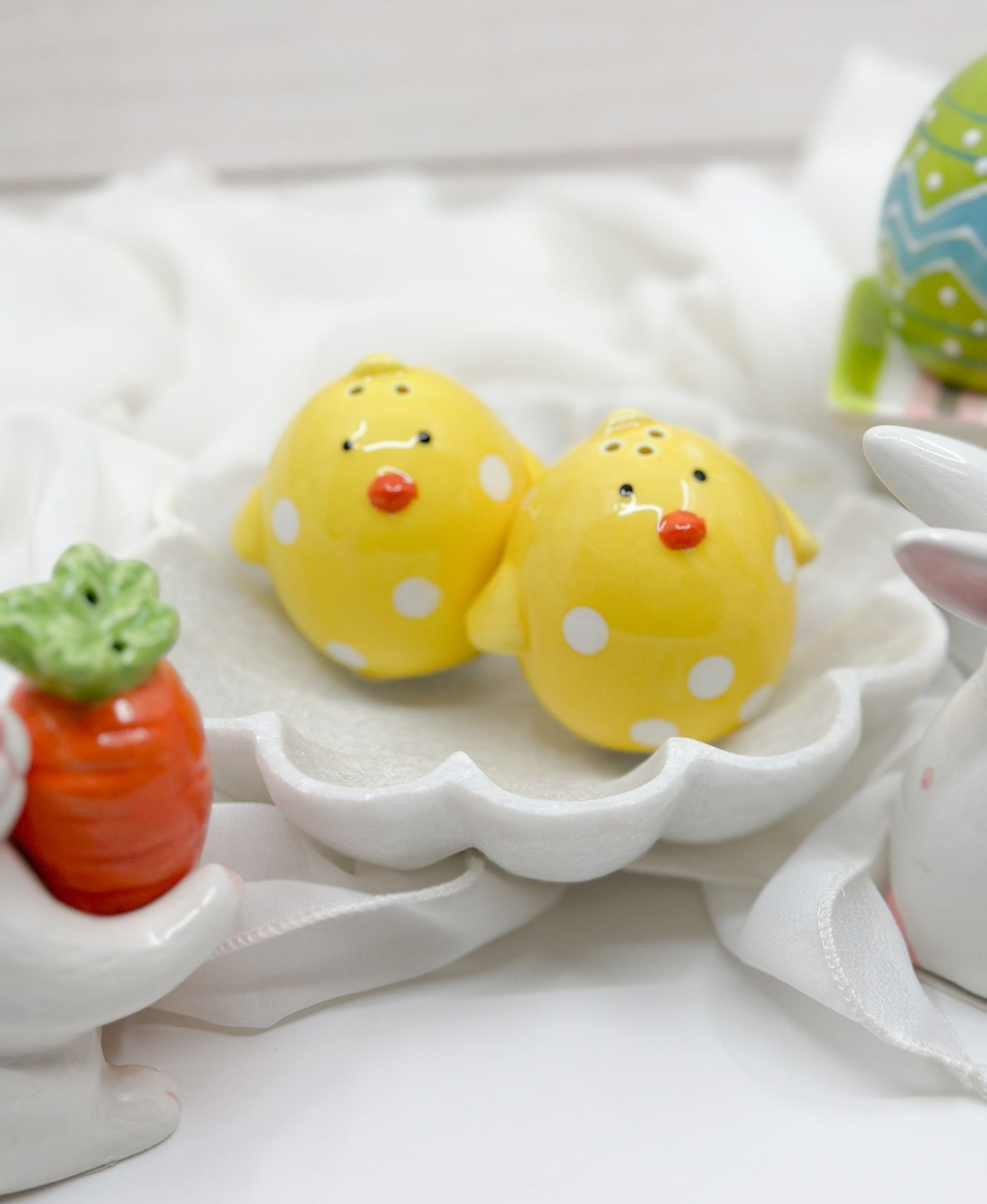 Easter Baby Chicks Salt and Pepper Shakers