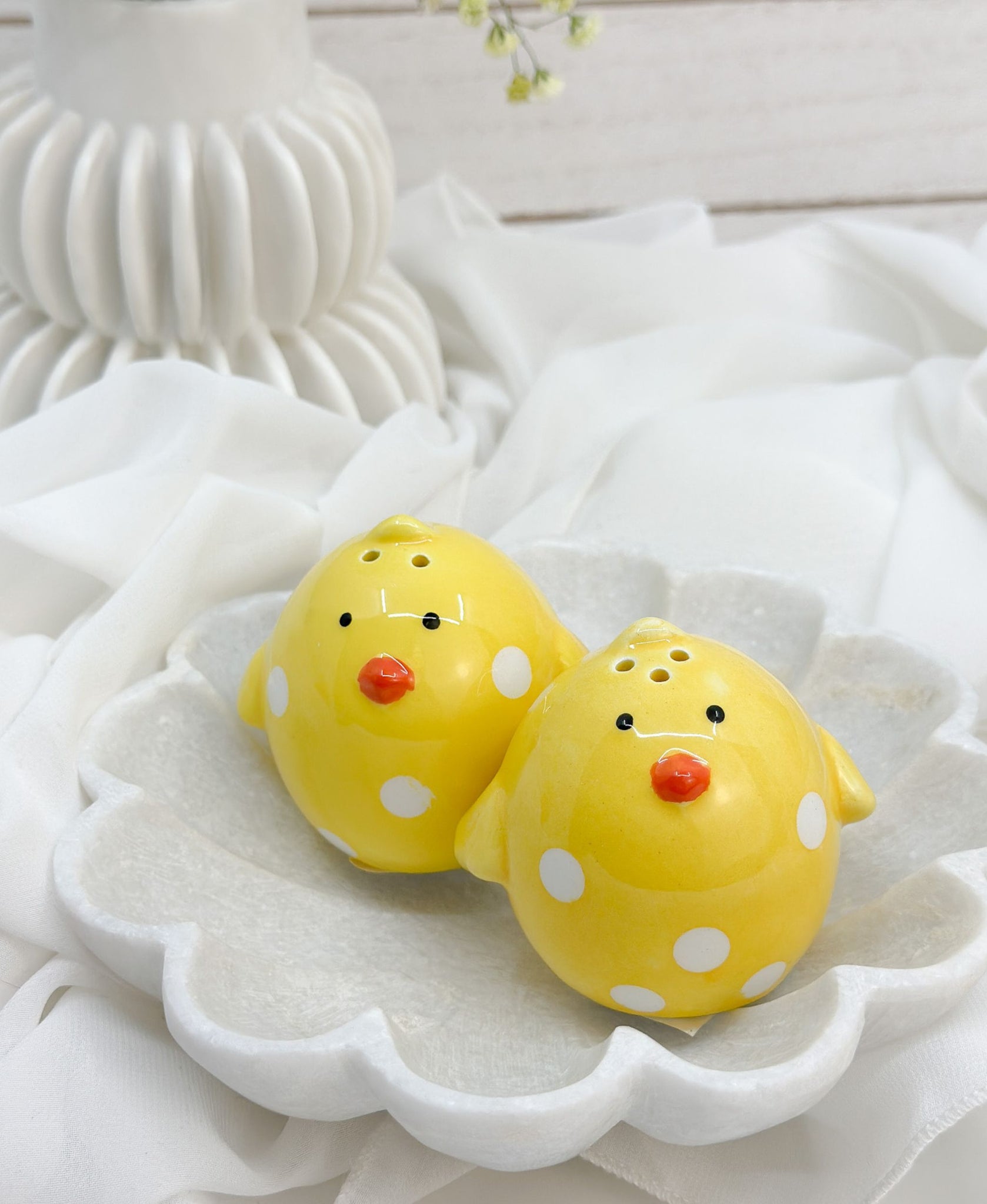 Easter Baby Chicks Salt and Pepper Shakers