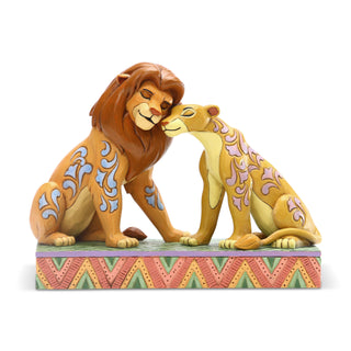 Lion King - Simba & Nala Snuggling