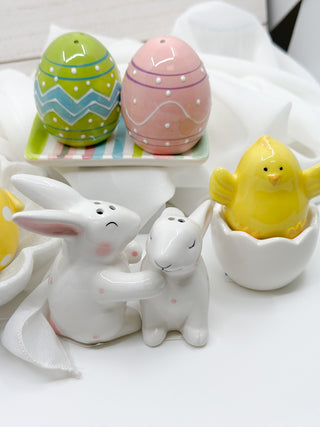 Easter Bunnies Hugging Salt & Pepper Shakers